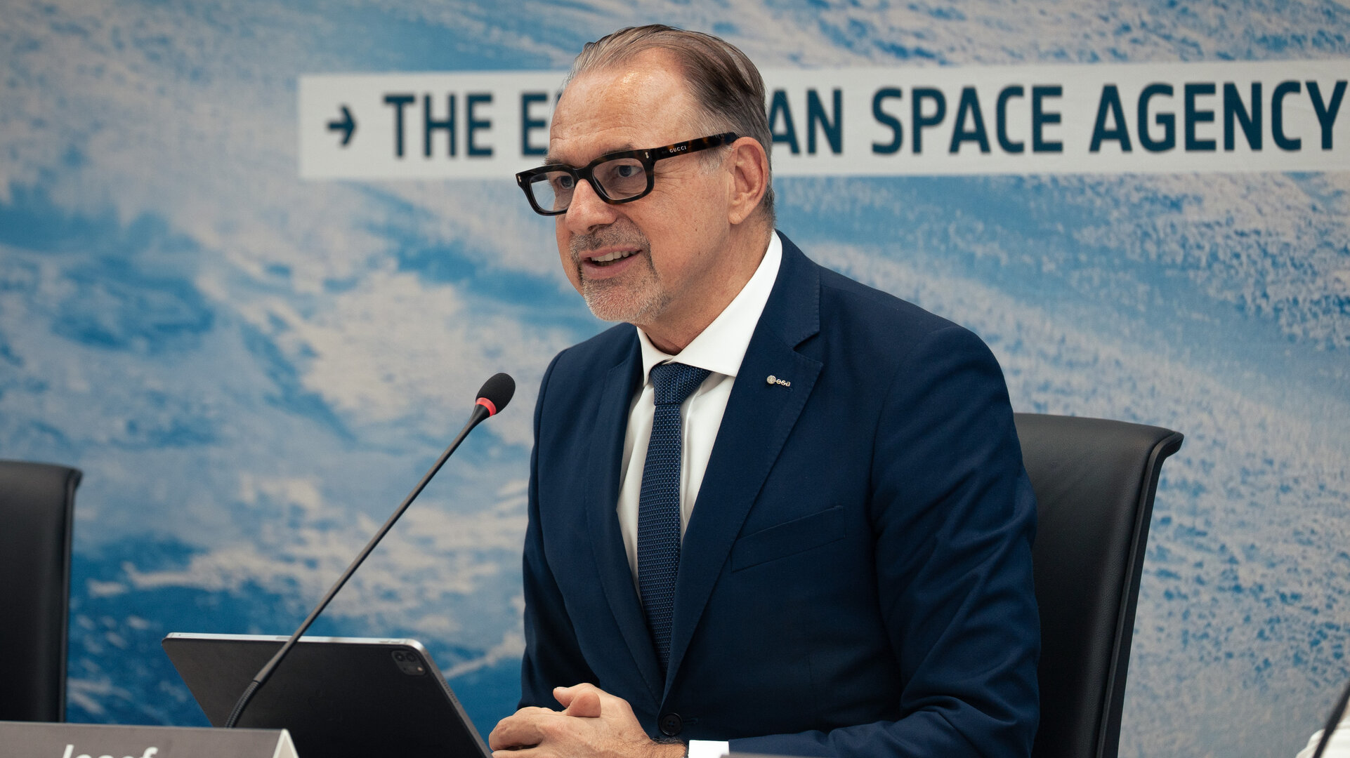 ESA officials presenting the outcomes of the 347th ESA Council meeting