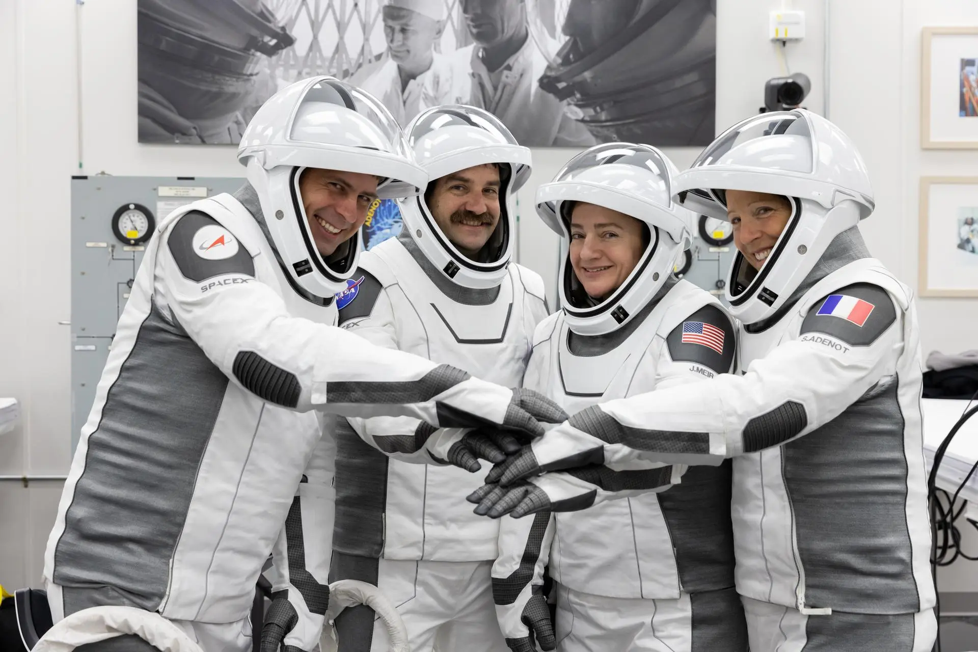 NASA image associated with the SpaceX Crew-12 media advisory